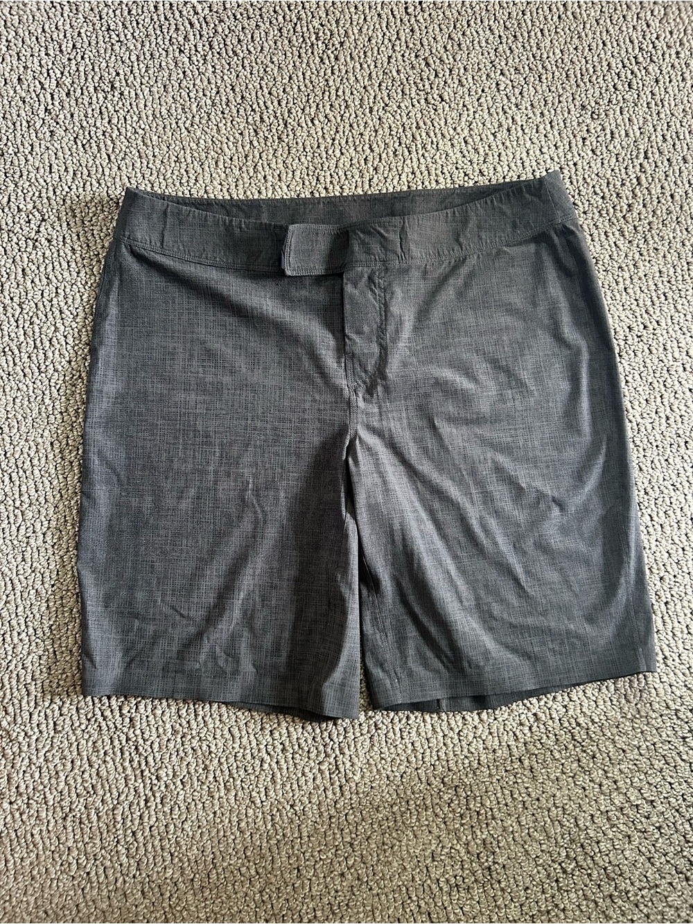 Lululemon Athletica Men’s Charcoal Gray BoardShorts